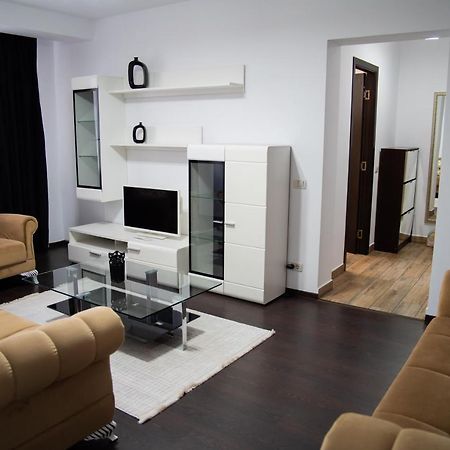 Ultracentral Golden Apartament 2 Suceava Extérieur photo