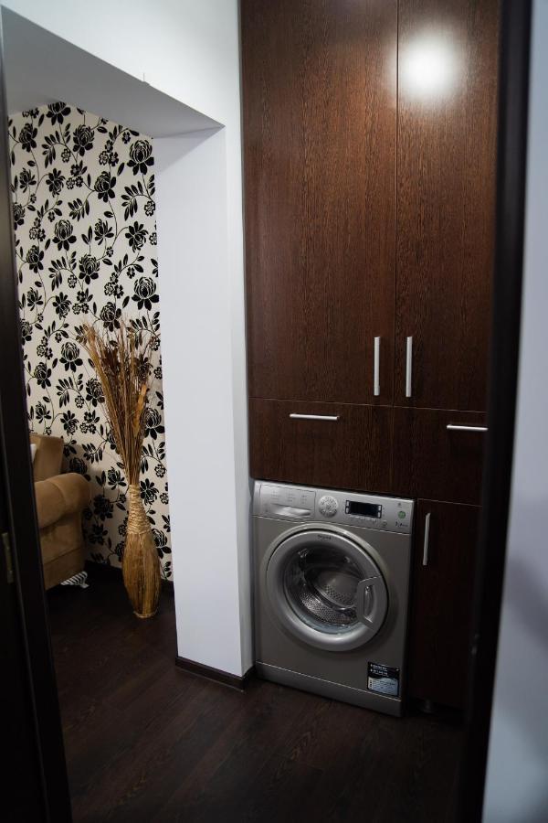 Ultracentral Golden Apartament 2 Suceava Extérieur photo